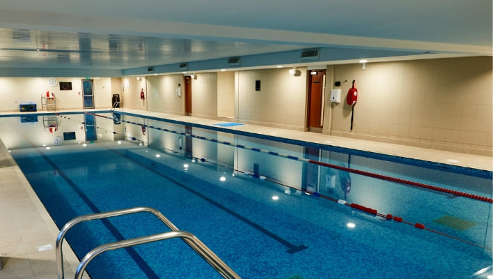 David lloyd Indoor & outdoor Swimming pool In Raynes Park